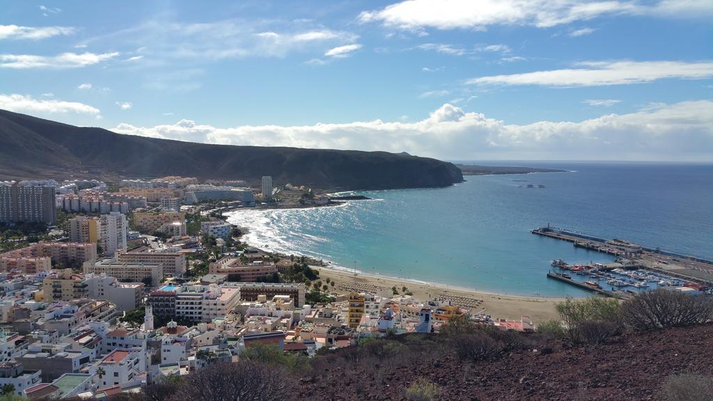 Ohana Atico Avenida Chayofita Apartment Los Cristianos  Room photo